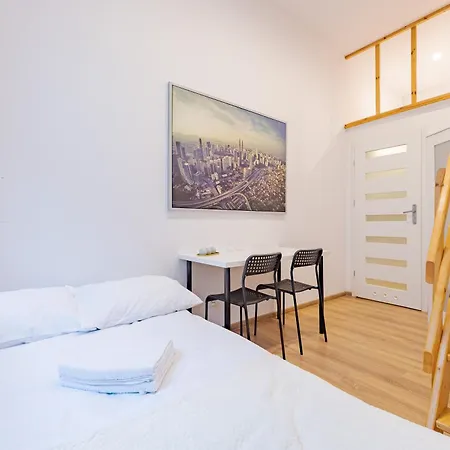 Aparthotel Royal Piotrkowska 92 *