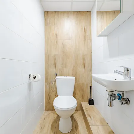 Royal Piotrkowska 92 Apart-hotel *